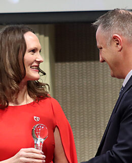 UNeMed President and CEO Michael Dixon, PhD, (right) presents UNMC researcher Rebekah Gundry,PhD, with the 2023 Emerging Inventor award during the Innovation Awards ceremony on Thursday, Nov. 2, 2023